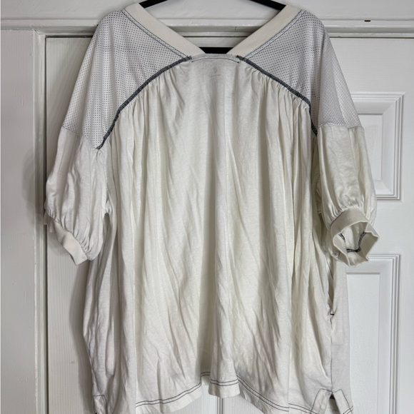 FP MOVEMENT Field Tee - Picture 3 of 4